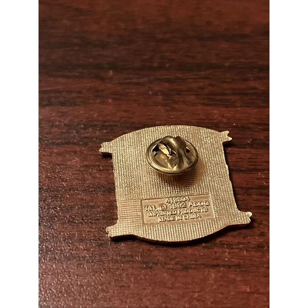 1996 Atlanta Olympics‎ Alexander Memorial Coliseum Boxing Site Lapel Hat Pin